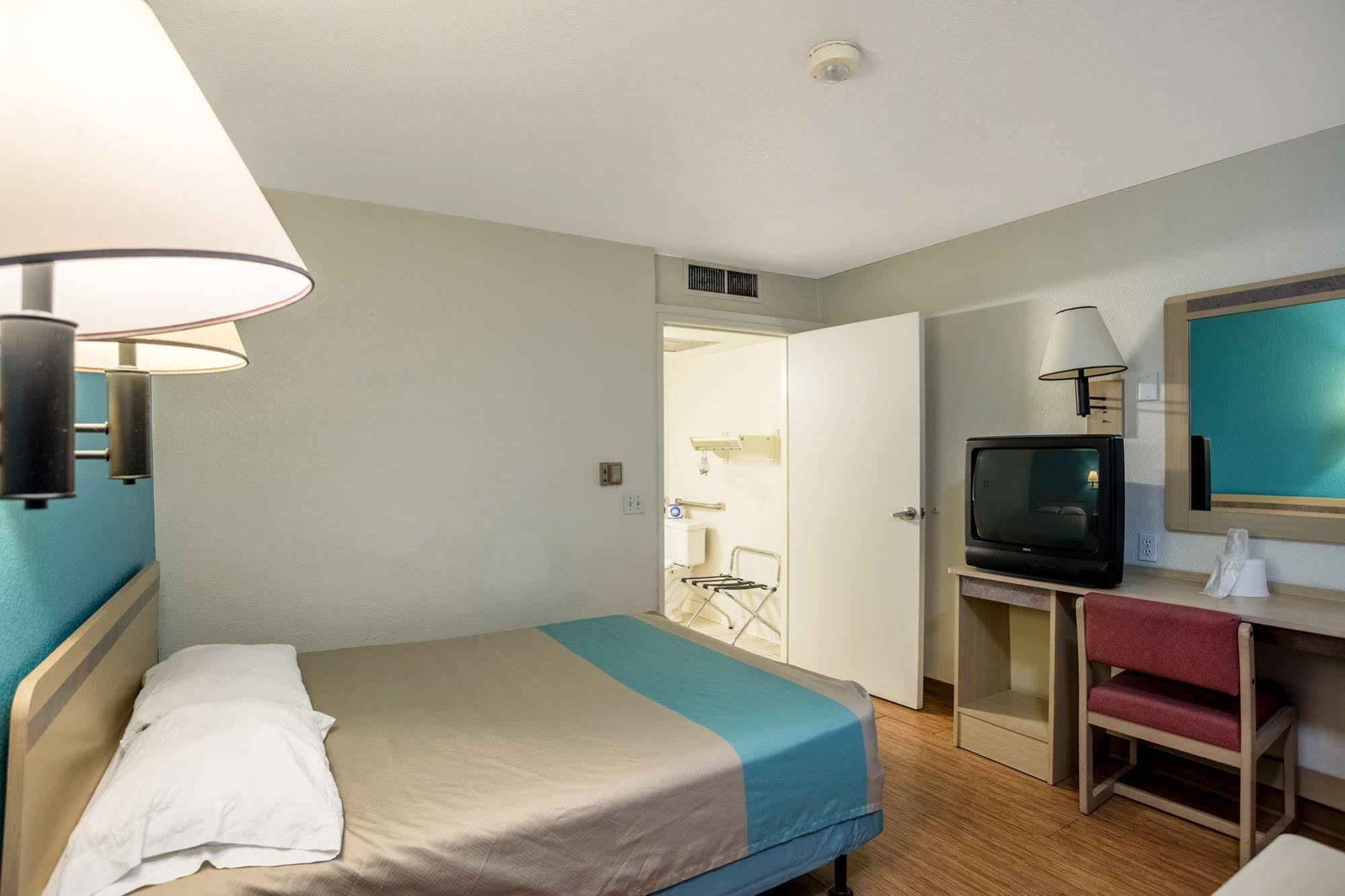 Oyo Hotel Willcox Buitenkant foto