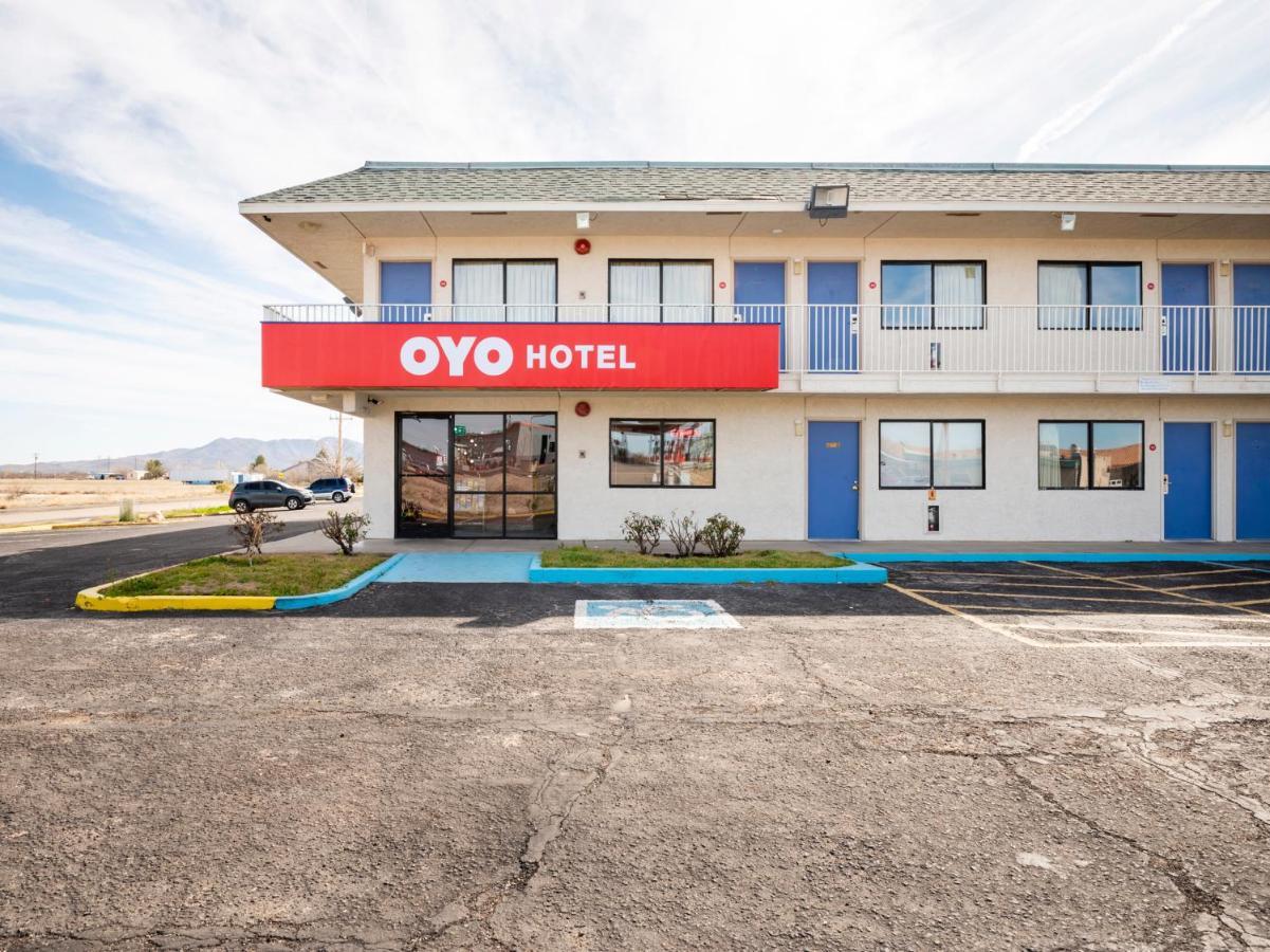 Oyo Hotel Willcox Buitenkant foto
