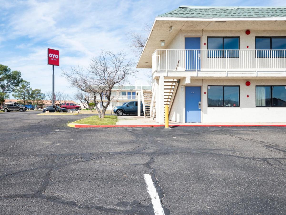 Oyo Hotel Willcox Buitenkant foto